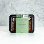 Boîte de fudge au chocolat et à la menthe