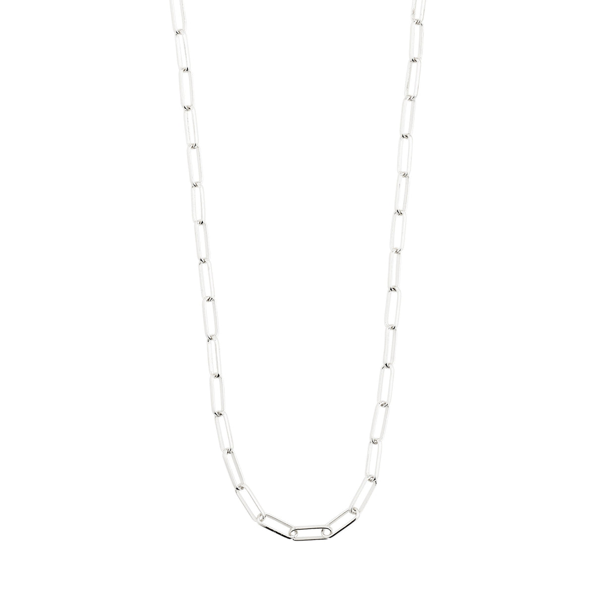 Collier argenté à mailles rectangulaires