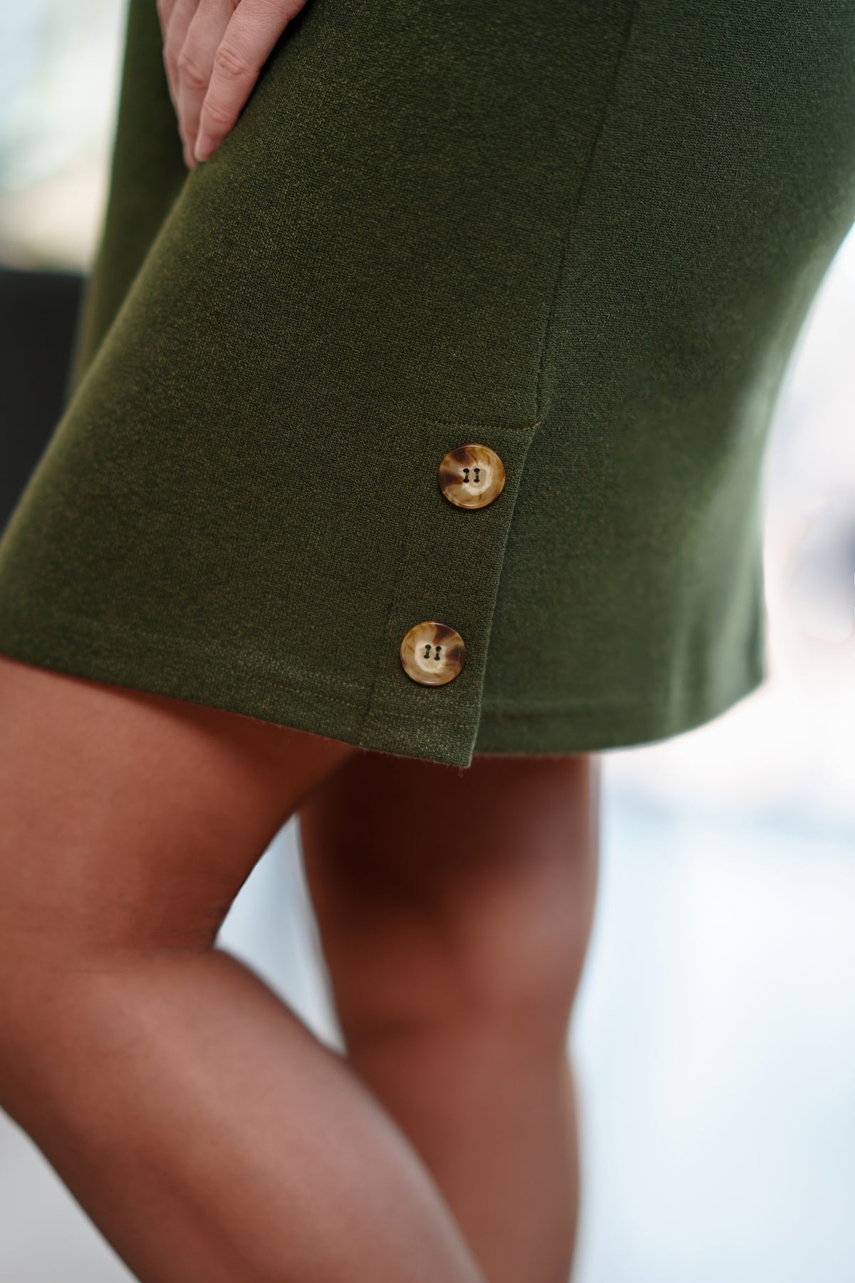 Détail des bouton de la robe temiscouata verte
