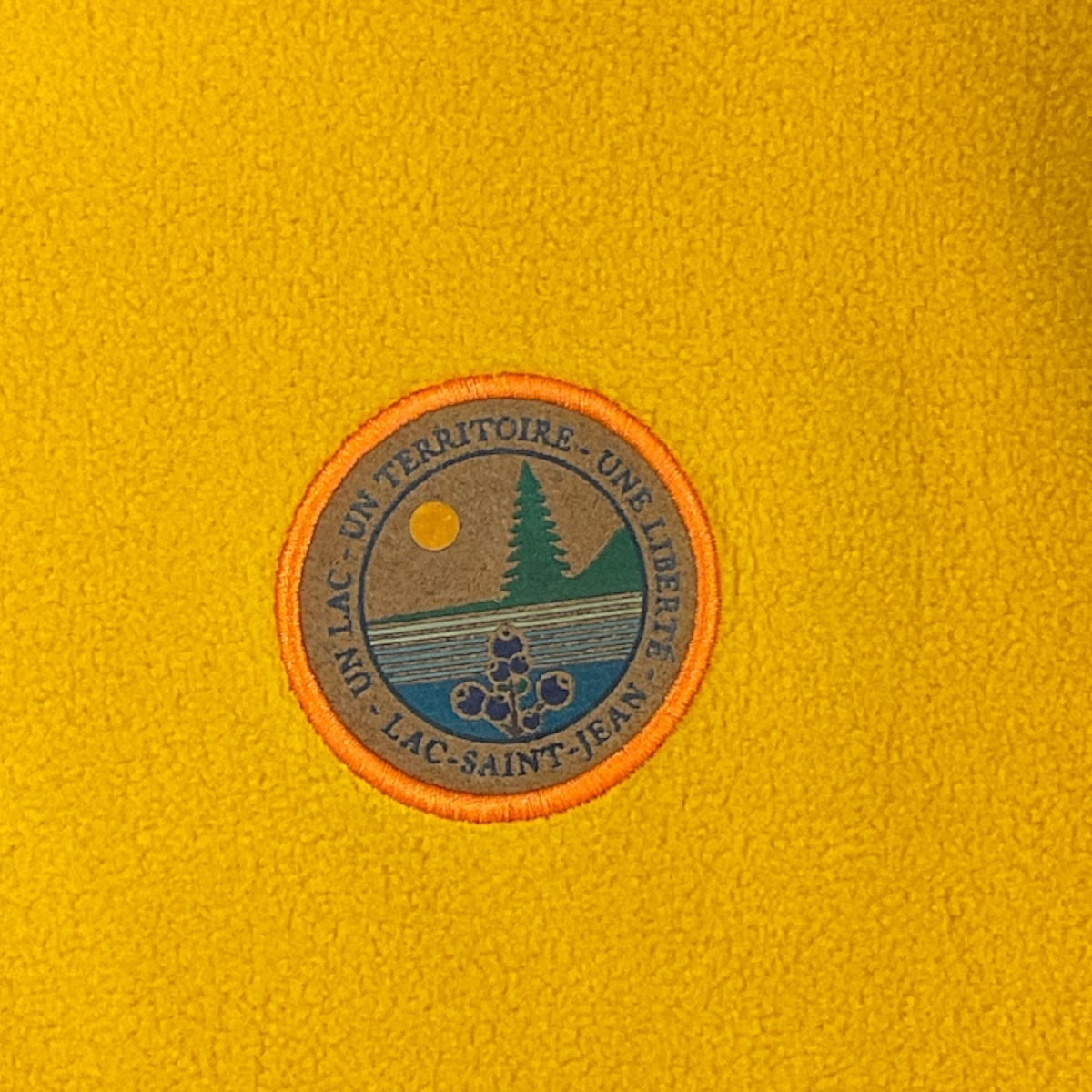 Micro-polar rétro unisexe – ecusson se trouvant à l'avant du Polar Retro Jaune et Vert Forêt