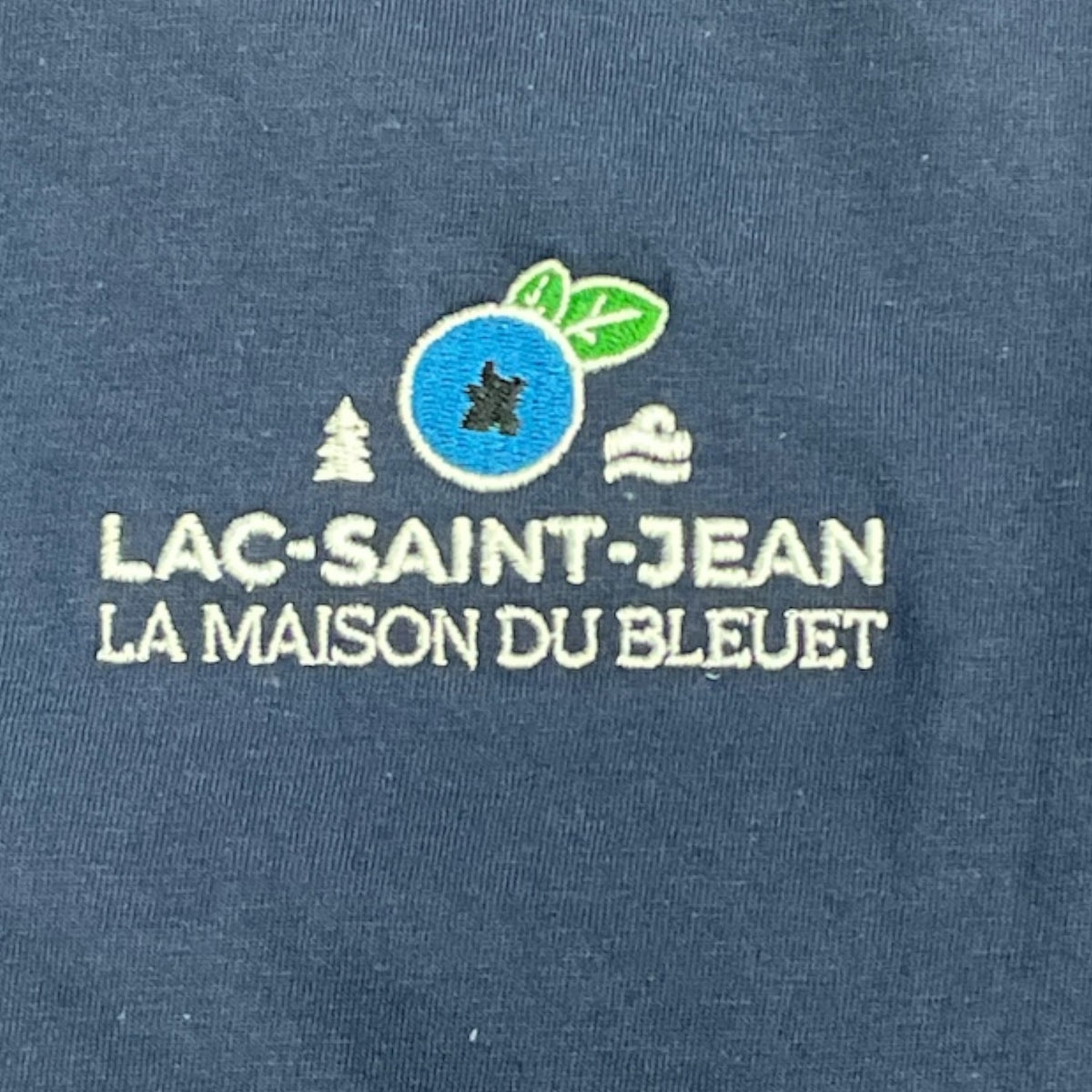 T-shirt unisexe – broderie présente sur le T-shirt