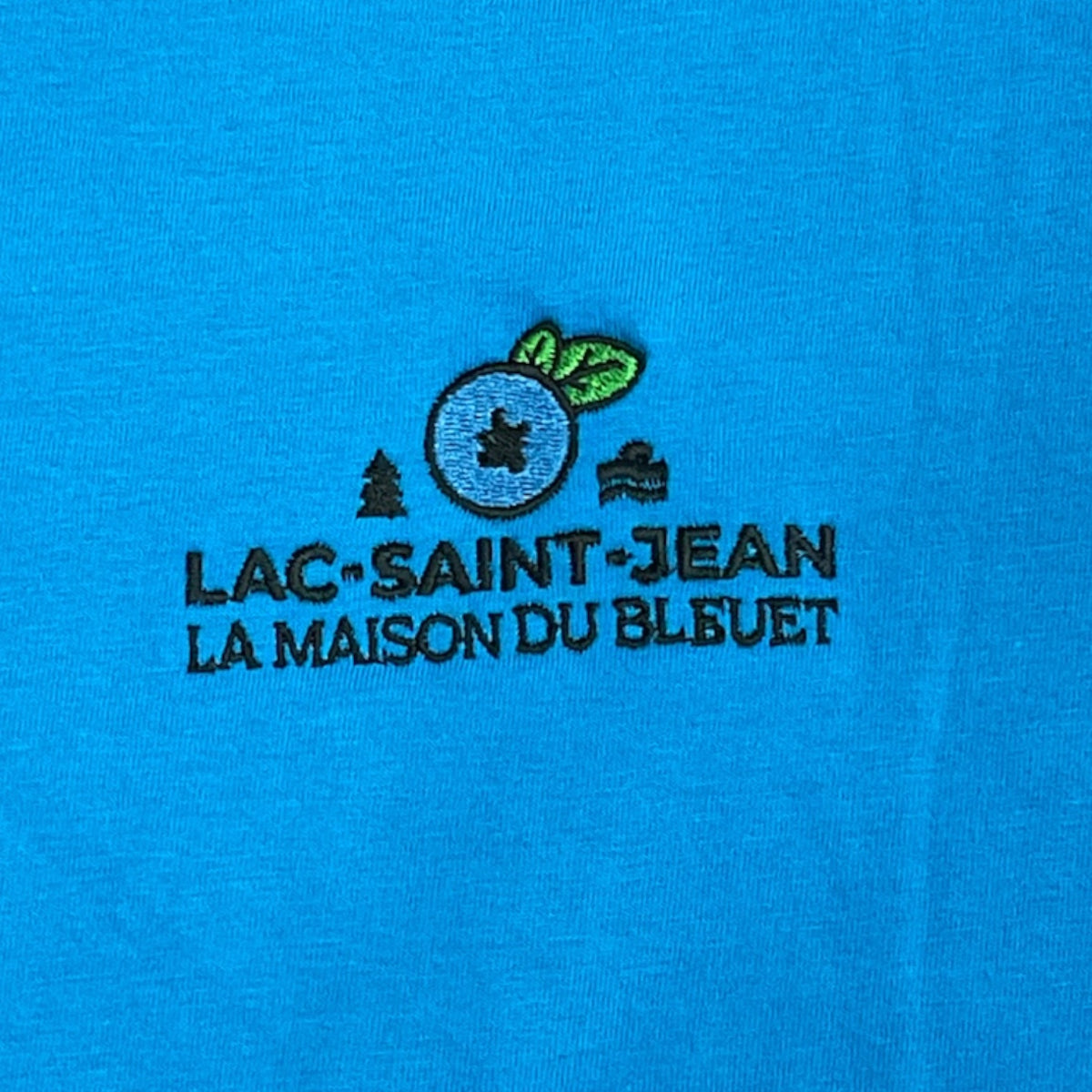 T-shirt unisexe – broderie présente sur le T-shirt