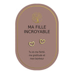 Boucles d’oreilles en cœurs dorés sur carte rose Earth Angel « Ma fille incroyable ».