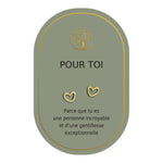 Boucles d’oreilles en cœurs dorés sur carte verte Earth Angel « Pour toi ».
