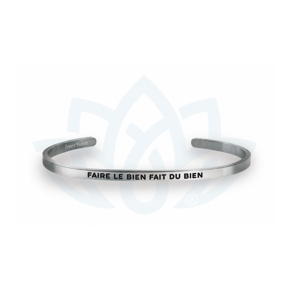 Bracelet InnerVoice « Faire le bien fait du bien », vue du bijou et de son inscription en français.