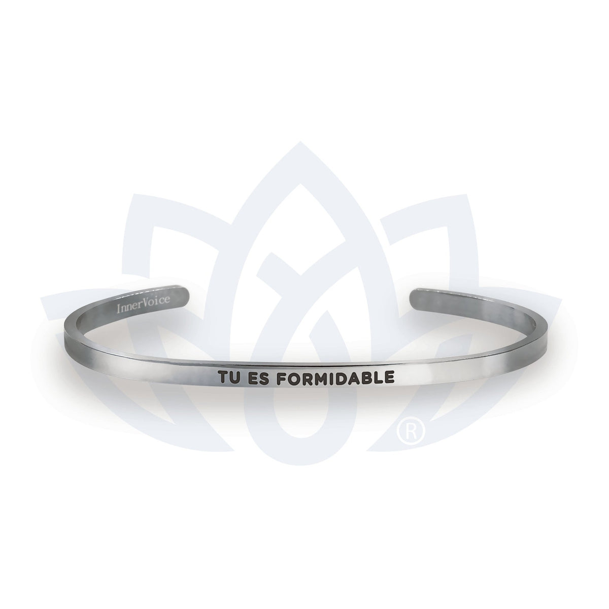 Bracelet à message « Tu es Formidable », vue du bijou et de son inscription en français.