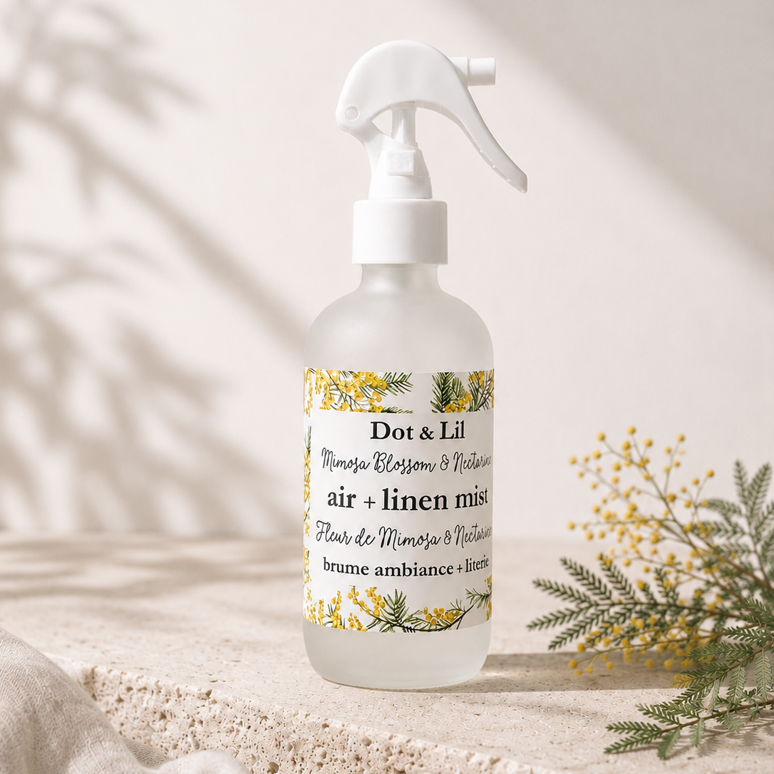 Brume d’ambiance et literie – Fleur de mimosa & nectarine – 237 ml de Dot & Lil