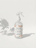 Brume d’ambiance et literie – Pivoine & feuille d’olivier – 237 ml de Dot & Lil – présentation du produit