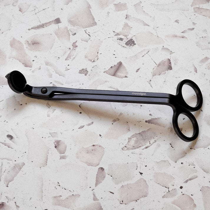 Coupe-mèche noir pour bougie