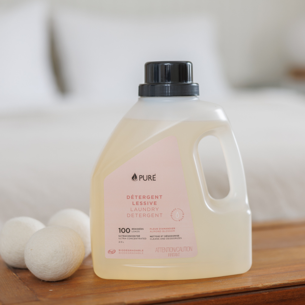 Détergent à lessive Pure – Fleur d’amandier – 2,5 L — présentation du produit