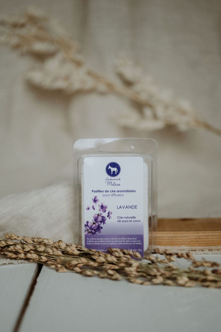 Boîte de pastilles de cire lavande Mulâne, vue de face
