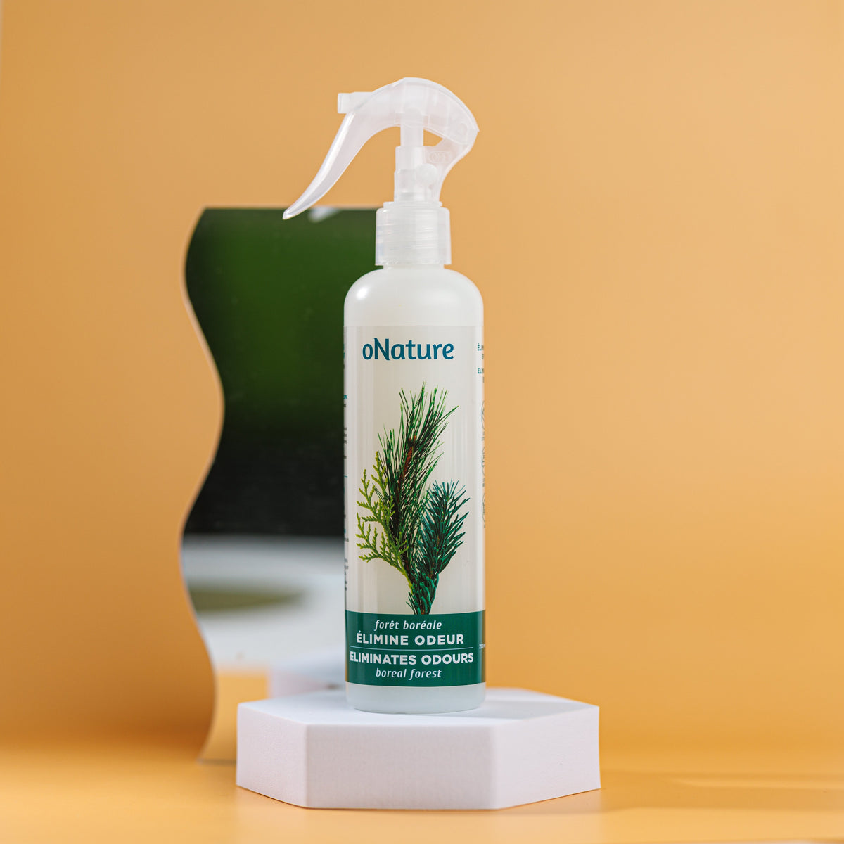 Éliminateur d’odeurs oNature – Forêt boréale – 250 ml — présentation du produit
