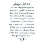 Message en français sur la carte de l’épinglette « Câlins ».