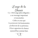 Message en français sur la carte de l’épinglette « Chance ».