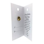 Carte ouverte de l’épinglette « Ange gardien – avril », avec son message en français.