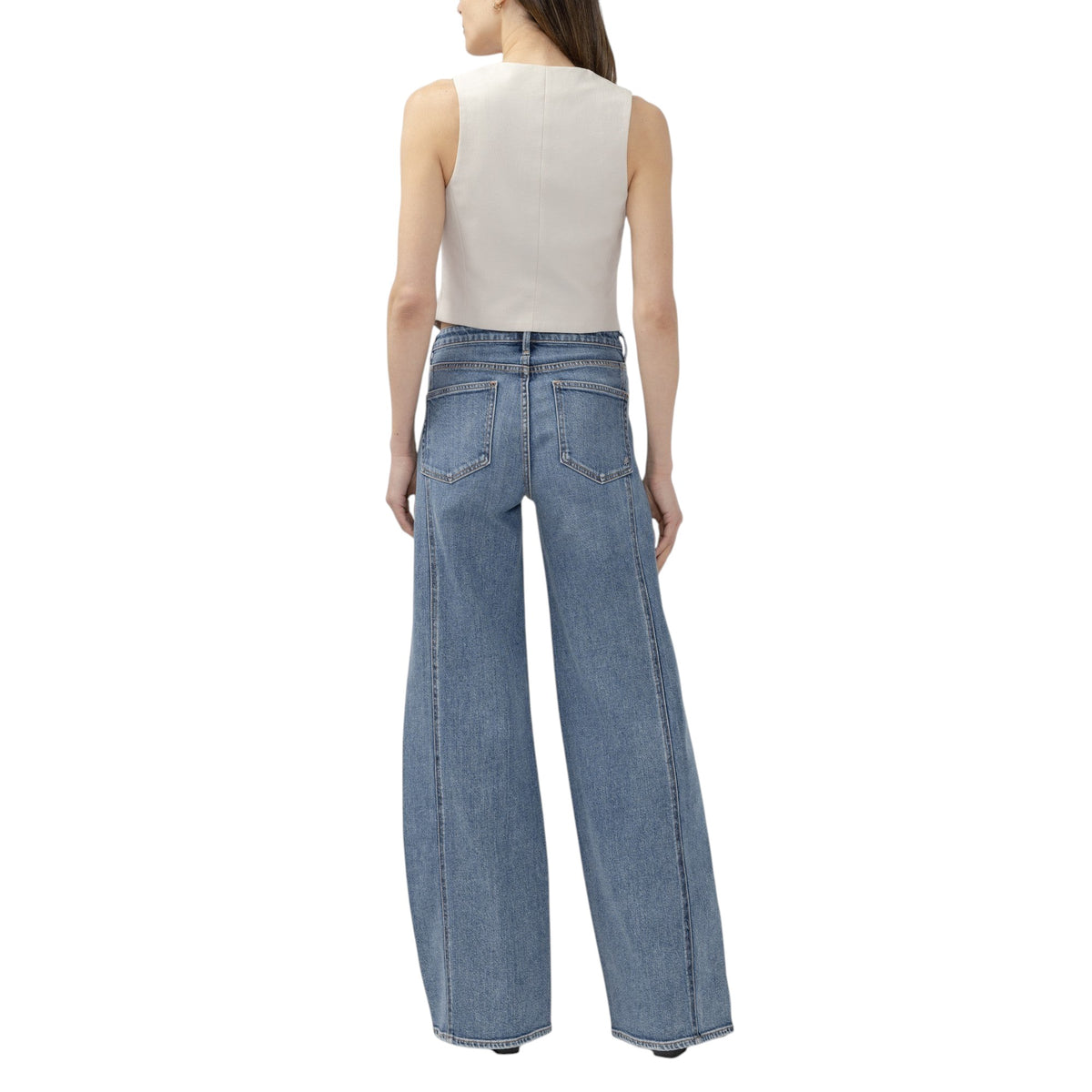 Vue arrière du jean La Maison du Bleuet Isbister taille haute à jambe large en denim indigo délavé avec poches