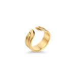 Bague Marlow Mia, fini doré, vue du bijou sur fond blanc