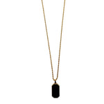 Pendentif Légendaire à plaque noire AJ&Co, finition dorée, avec chaîne.
