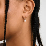 Boucles d’oreilles ALAIA pendentif cœur – finition plaquée argent de Pilgrim, vue 2