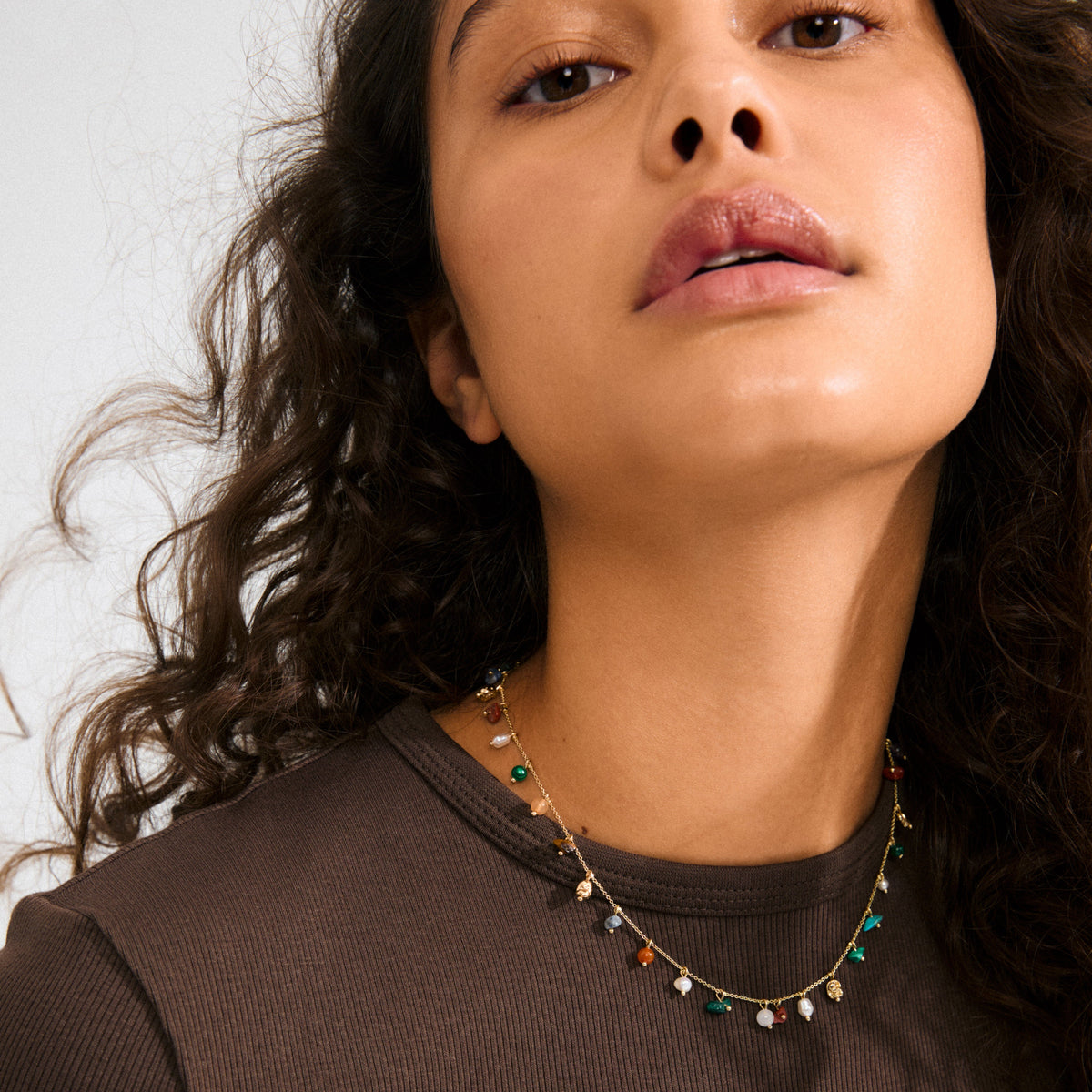 Collier BETWEEN en pierres semi-précieuses – finition plaquée or de Pilgrim, vue 3