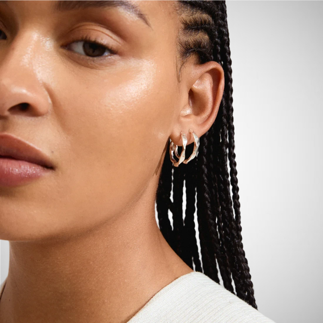 Boucles d’oreilles DAWN – finition plaquée argent de Pilgrim, vue 2