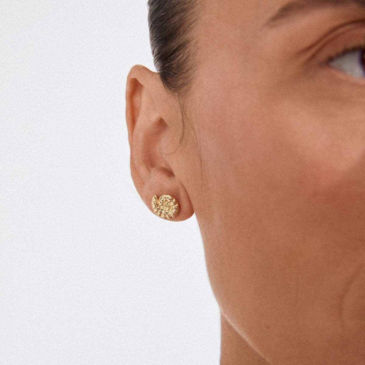 Boucles d’oreilles HAZE plaquées – finition plaquée or de Pilgrim, vue 2
