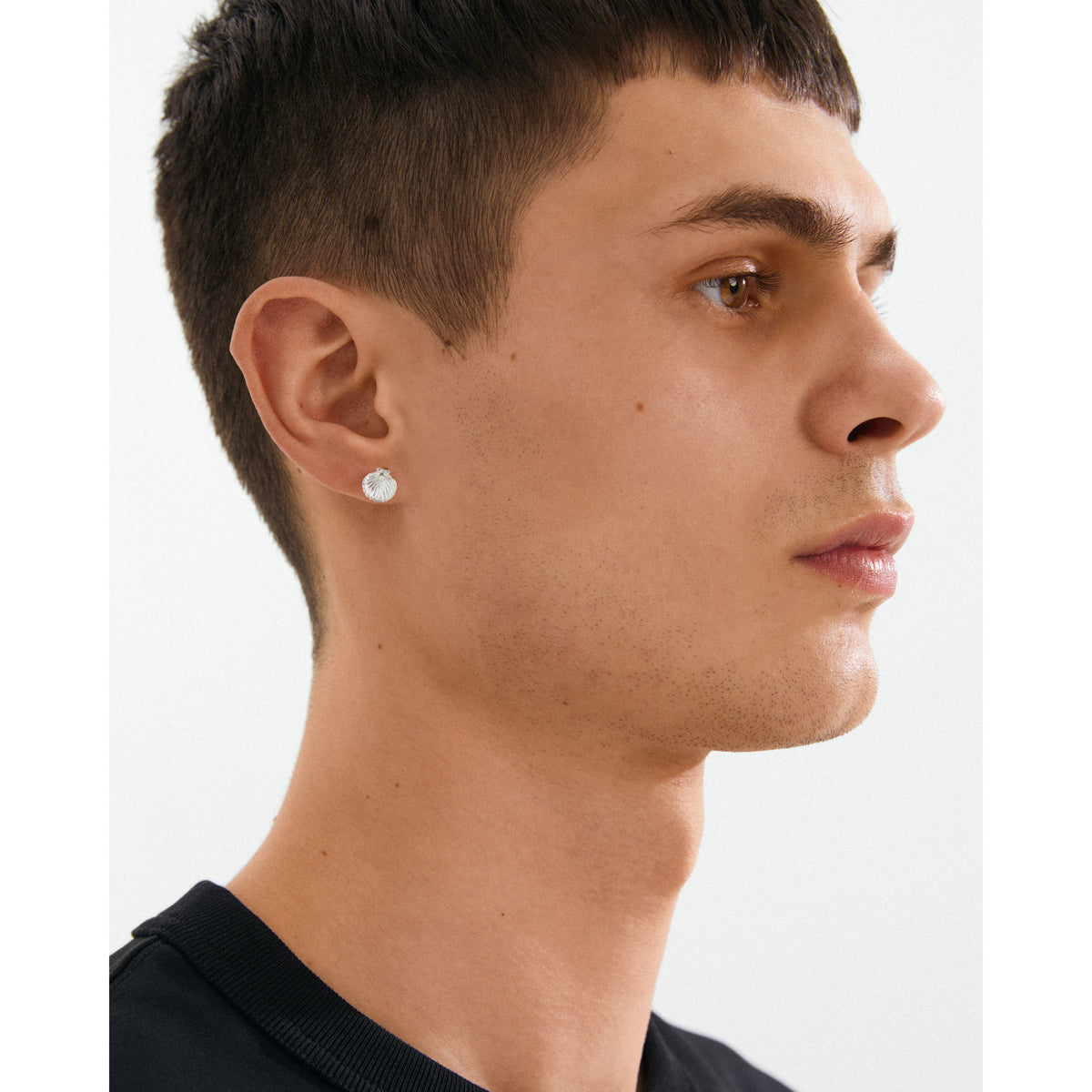 Boucles d’oreilles OPAL en coquillage plaquées – finition plaquée argent de Pilgrim, vue 2