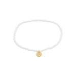 Bracelet INDIE blanc – finition plaquée or de Pilgrim