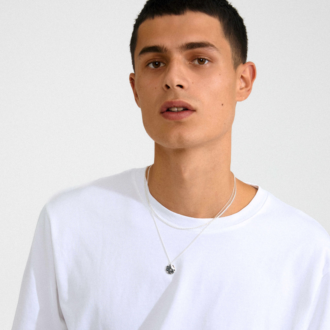 Collier DECLAN pièce 2-en-1 – finition plaquée argent de Pilgrim, vue 2