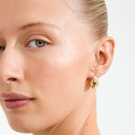 Boucles d'oreilles KAISYN anneaux – finition plaquée or de Pilgrim, vue 2