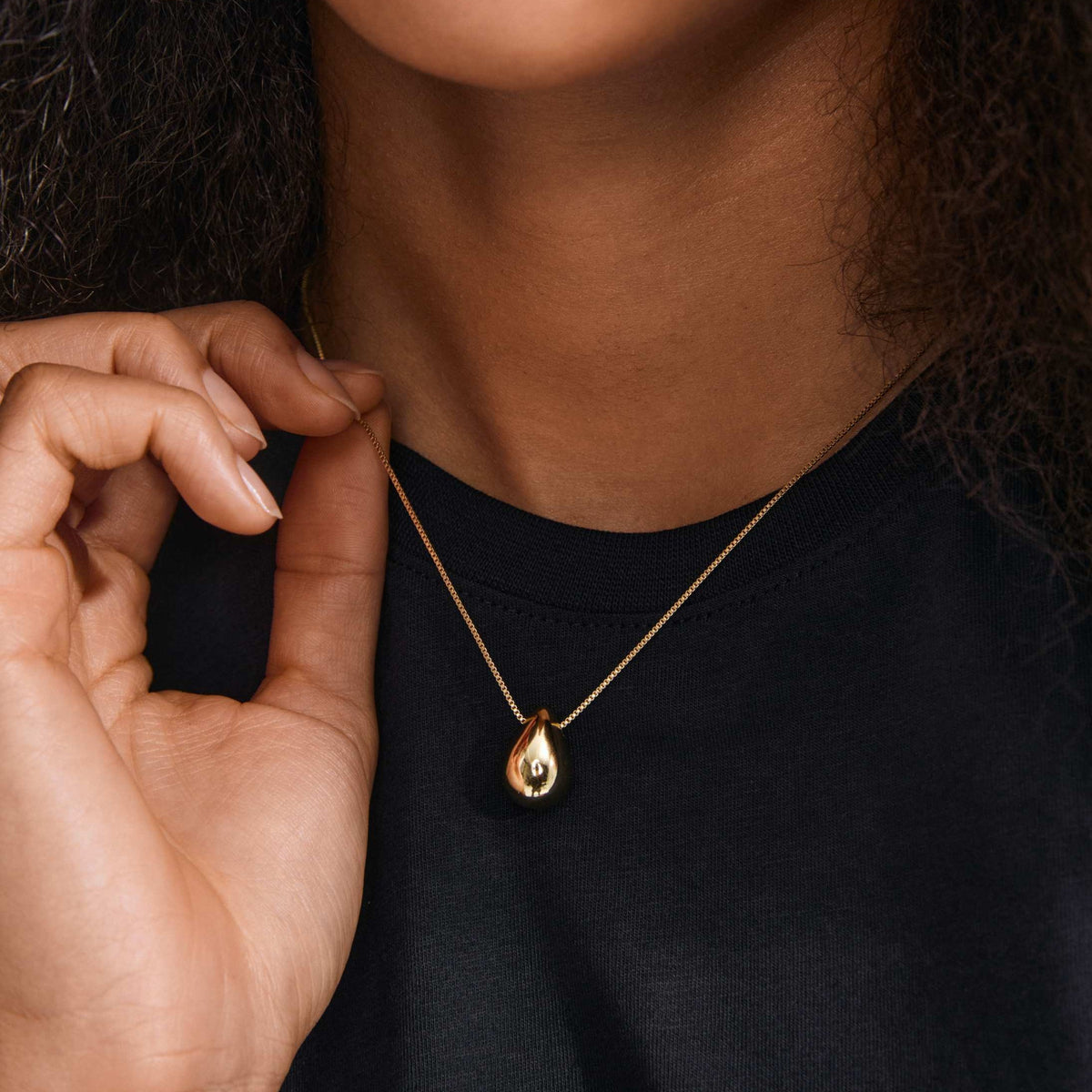 Collier KAISYN à pendentif goutte – finition plaquée or de Pilgrim, vue 2