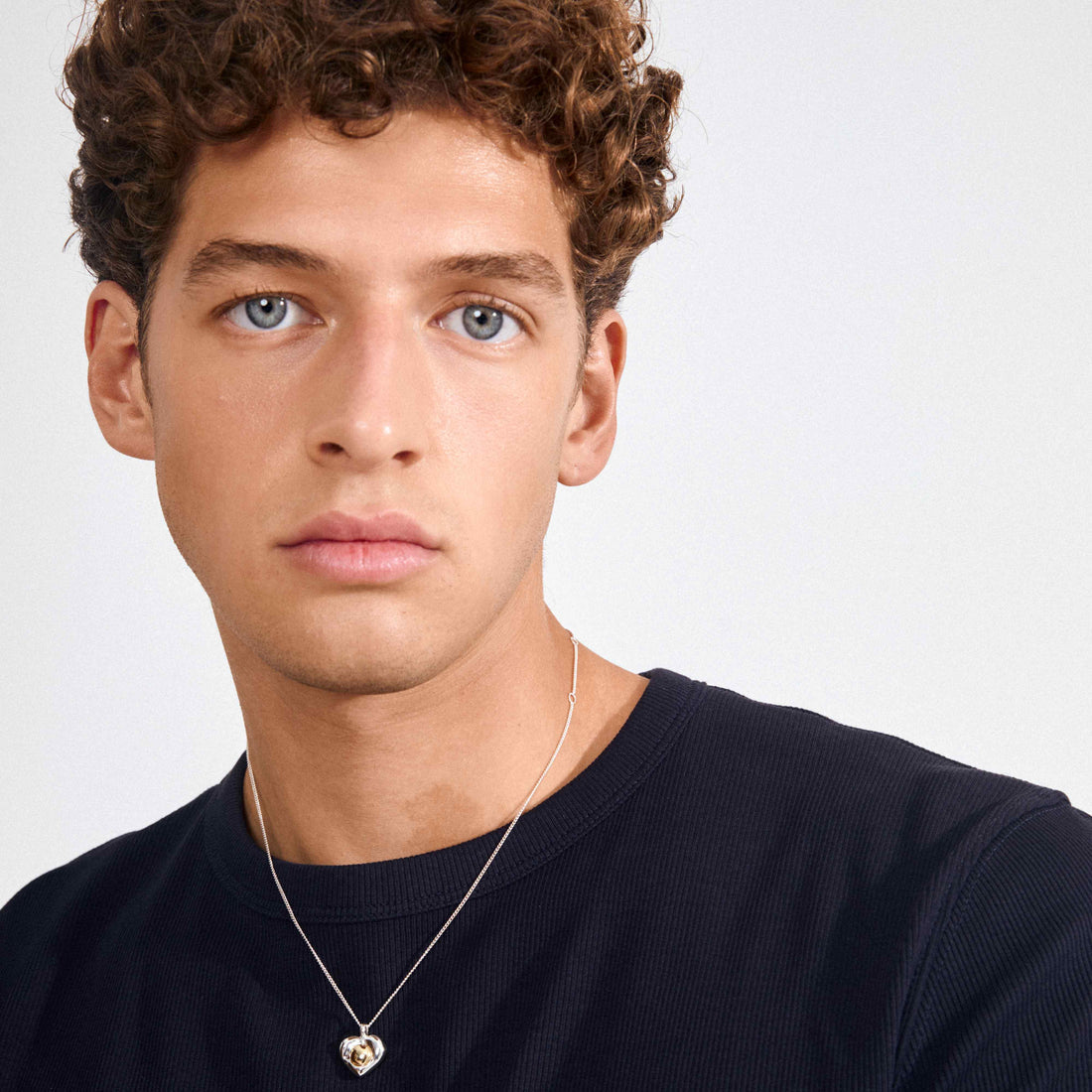 Collier NOVA cœur métaux mixte – finition plaquée argent de Pilgrim, vue 3
