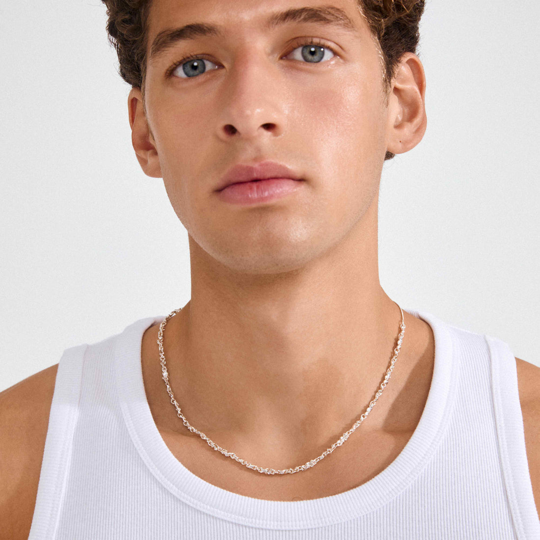 Collier NOVA texturé – finition plaquée argent de Pilgrim, vue 3