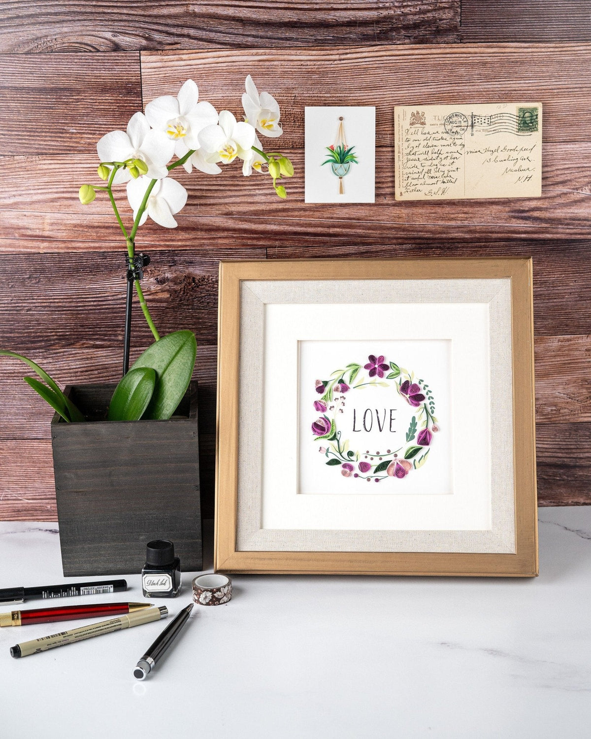 Carte de vœux florale LOVE en quilling