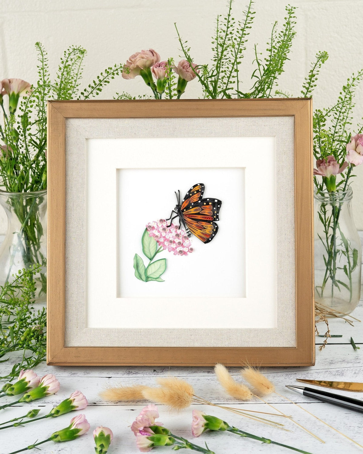 Carte de vœux papillon monarque en quilling