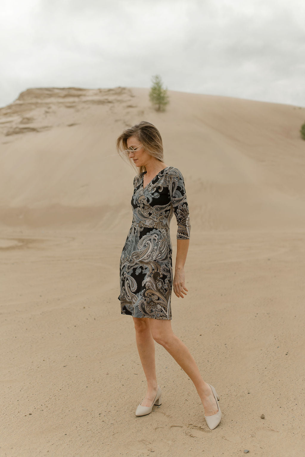 Robe Mattawin Paisley