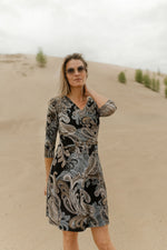 Robe Mattawin Paisley