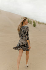 Robe Mattawin Paisley