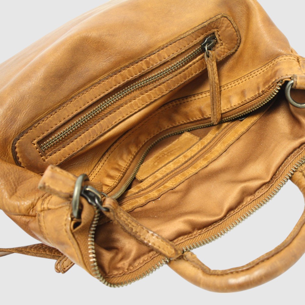 Sac à dos convertible Amalia en cuir The Trend, tan, vue intérieur