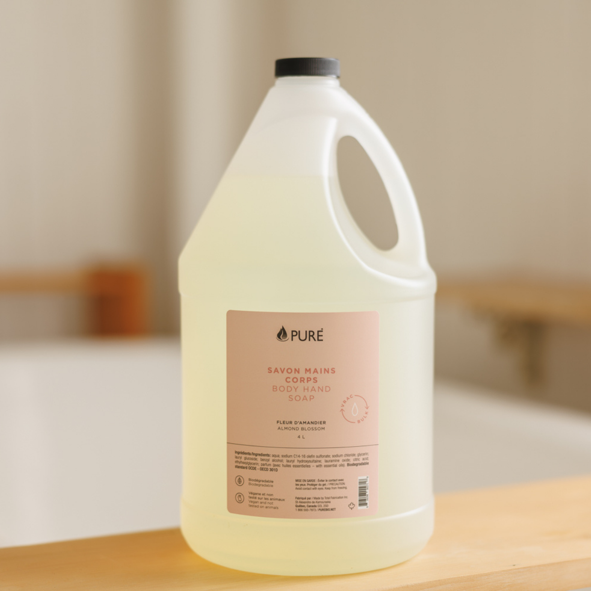 Savon mains et corps Pure – Fleur d’amandier – 4 L — présentation du produit