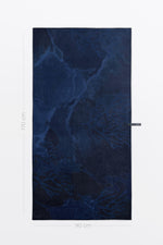 Serviette de plage Solem Chic marine XL, verso bleu profond