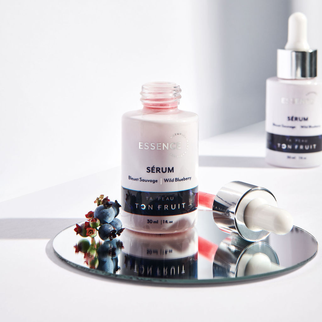 Flacon ouvert et pipette du sérum Essence — Ta peau, ton fruit