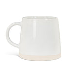 Tasse en grès blanche à cœur en relief Abbott — vue de l’autre côté