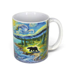Tasse souvenir Saguenay–Lac-Saint-Jean – Ours noir dans un paysage illustré