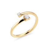 Bague dorée ouverte avec pierre claire