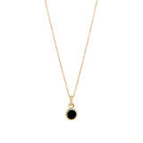 Collier doré à petit pendentif noir