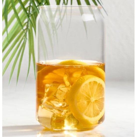 Verre de patio Trudeau de 475 ml en forme de canette avec boisson au citron