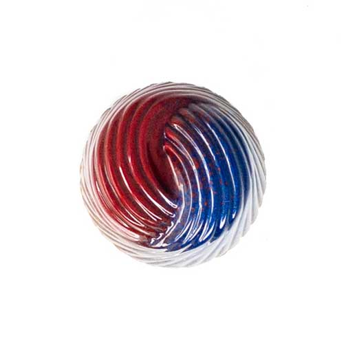 Chocolats fins de La Maison du Bleuet et Crucial Gourmet, l'entrelacé