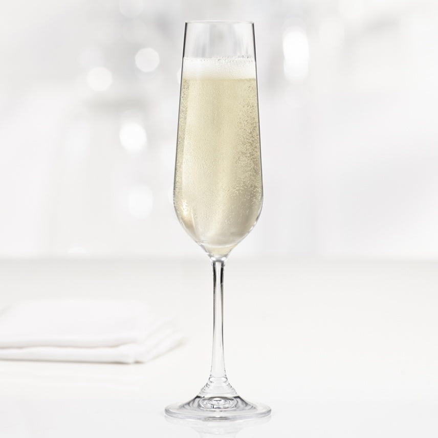 Flûte Splendido Trudeau de 200 ml contenant du vin mousseux